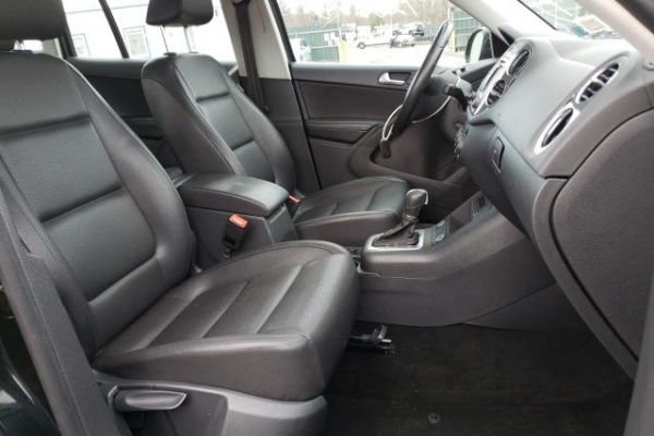 фото Volkswagen TIGUAN