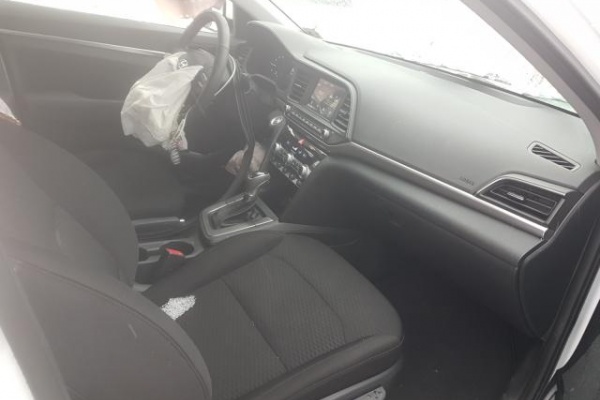 фото Hyundai Elantra SEL
