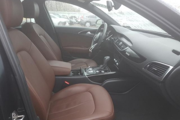 фото Audi A6 Premium