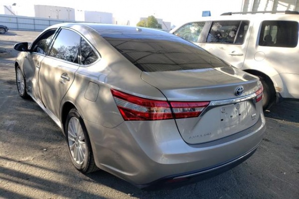 фото Toyota AVALON HYBRID