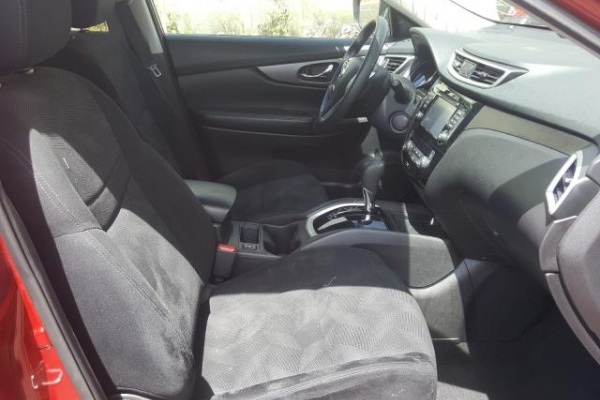 фото Nissan ROGUE S