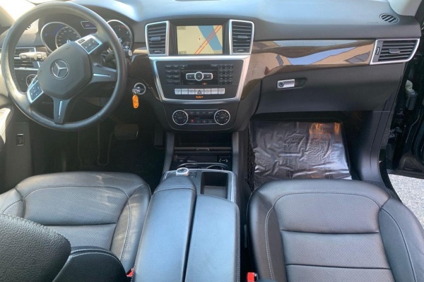 фото Mercedes-Benz ML350 BLUETEC