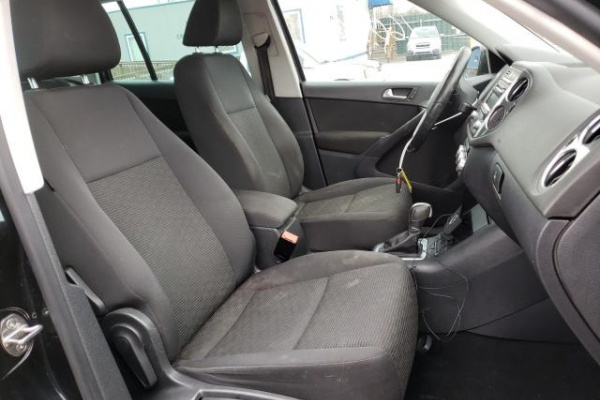 фото Volkswagen Tiguan S