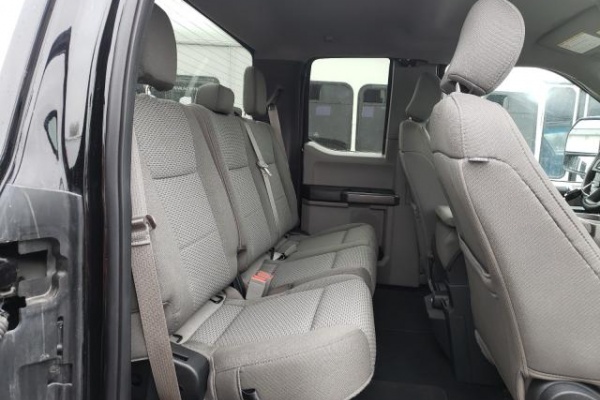 фото Ford F-150 SUPER DUTY