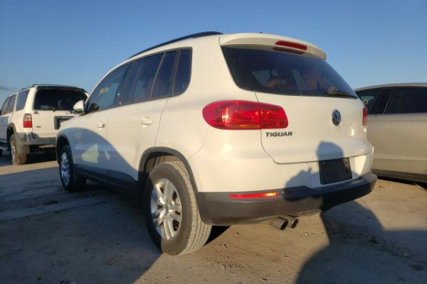 фото VOLKSWAGEN TIGUAN S