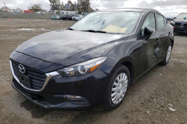 фото Mazda 3 SPORT