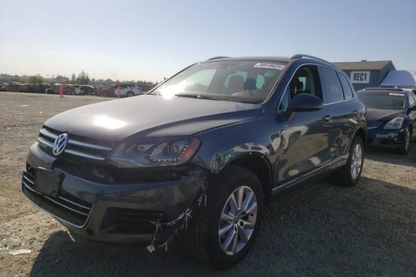 фото Volkswagen TOUAREG V6