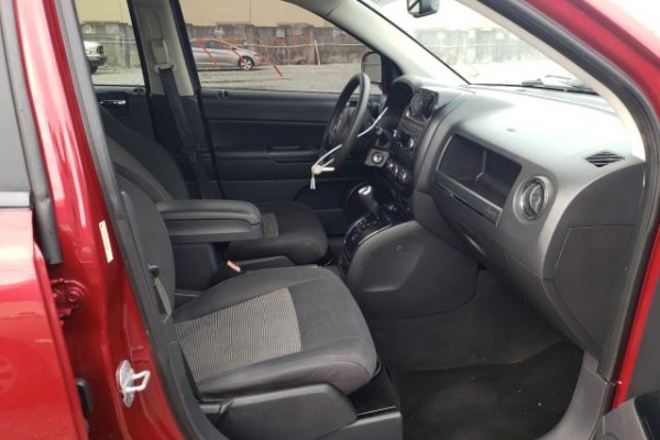 фото jeep  COMPASS SPORT