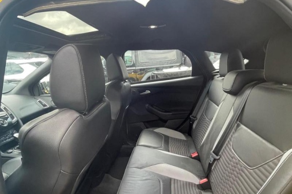 фото Ford Focus ST