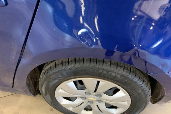 фото Chevrolet Cruze LS