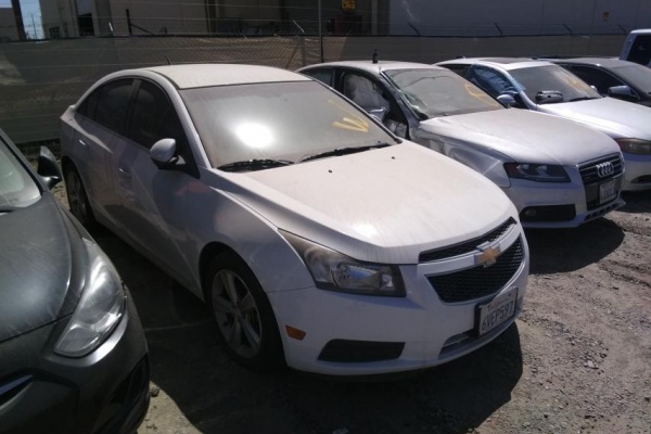 фото Chevrolet Cruze LT