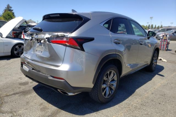 фото LEXUS NX 200T
