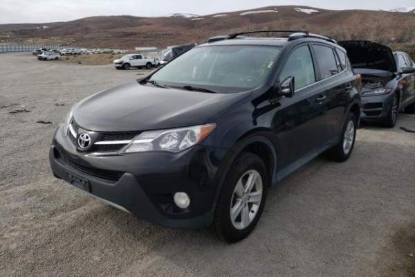 фото Toyota RAV4 XLE