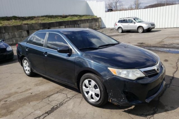 фото Toyota Camry L