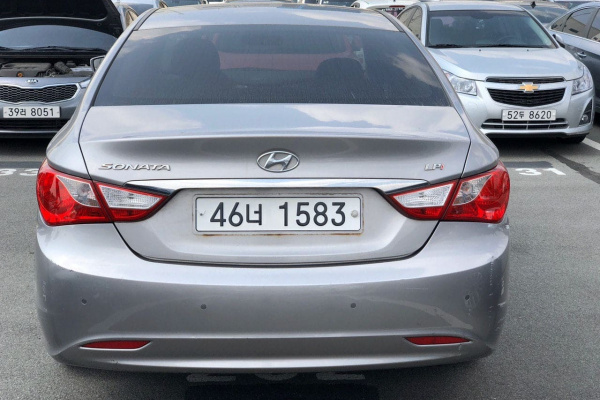 фото HYUNDAI SONATA