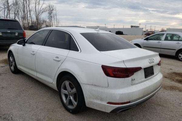 фото Audi A4 Premium