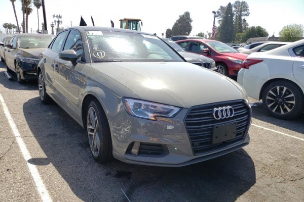 фото Audi A3 Premium