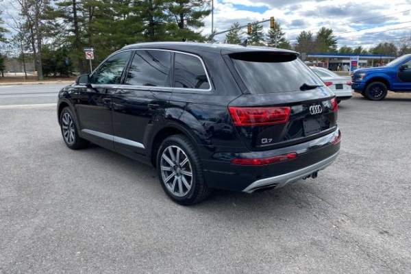 фото Audi Q7 PRESTIGE