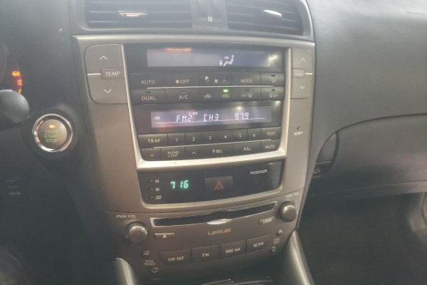 фото LEXUS IS 250