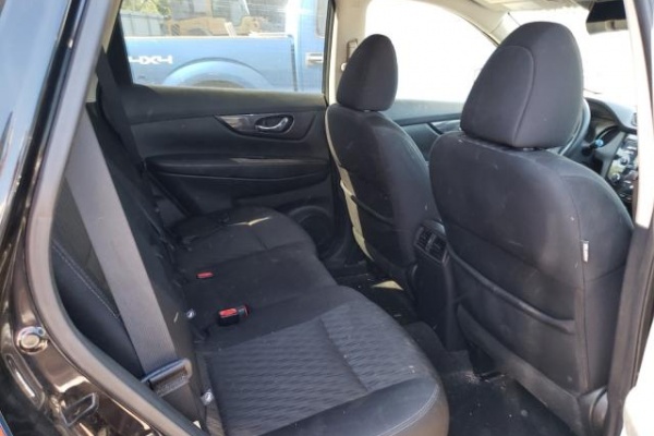 фото Nissan ROGUE S