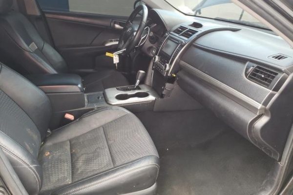 фото Toyota Camry L