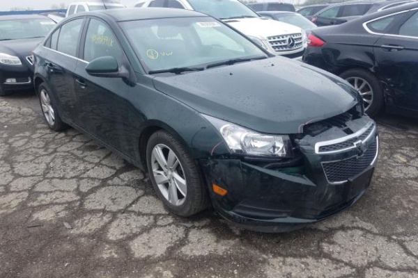 фото Chevrolet Cruze