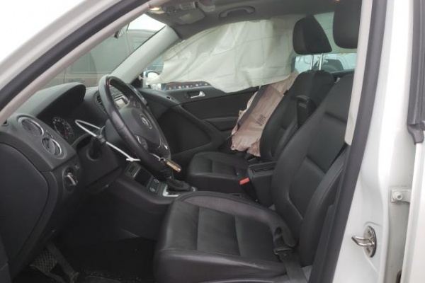 фото Volkswagen TIGUAN