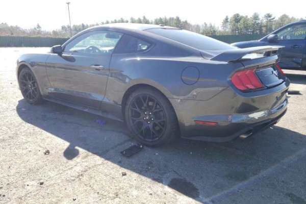 фото Ford Mustang