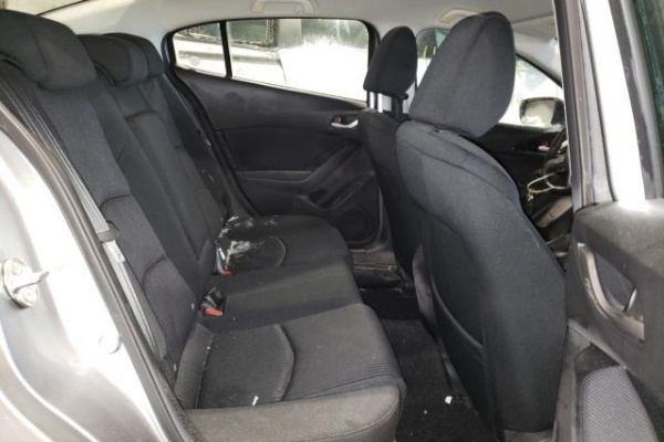 фото Mazda 3 SPORT