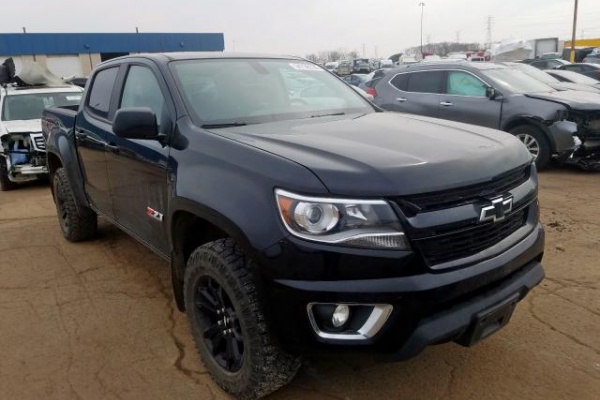 фото Chevrolet COLORADO Z71