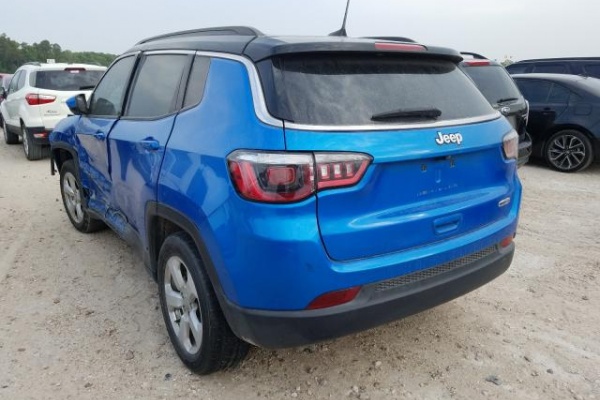 фото Jeep Compass LATITUDE