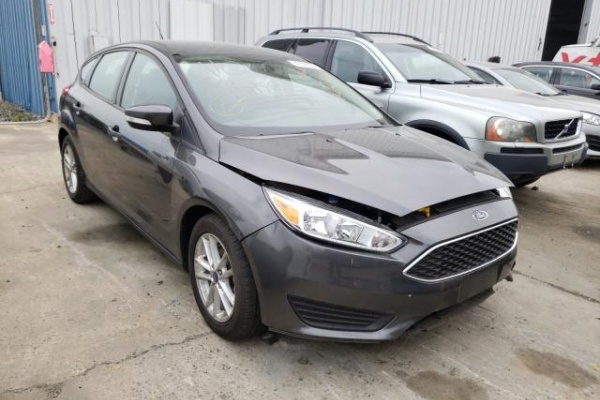 фото Ford Focus SE