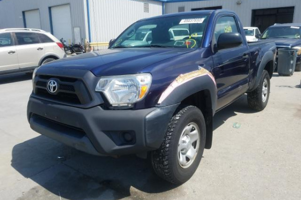 фото TOYOTA TACOMA