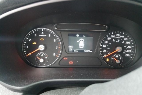 фото Kia Sorento LX