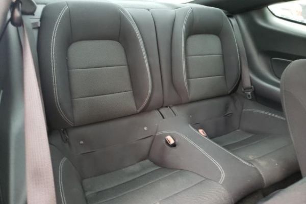 фото Ford Mustang