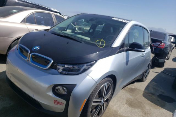 фото BMW I3 REX