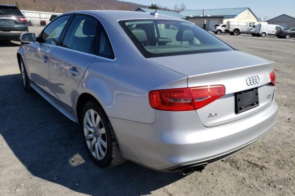 фото Audi A4 Premium