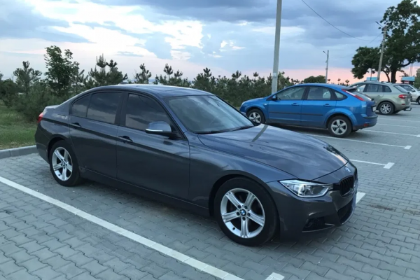 фото BMW 3 Series (F30)
