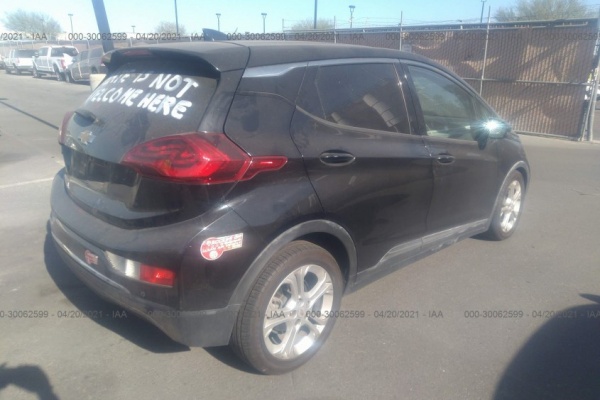 фото Chevrolet Bolt EV LT