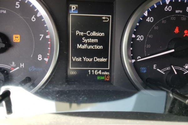 фото Toyota Highlander LE