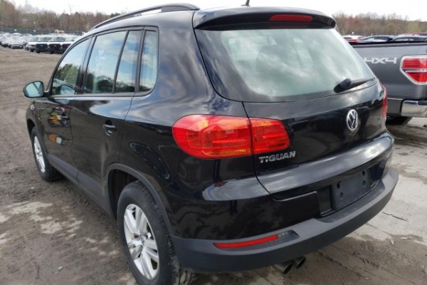 фото Volkswagen TIGUAN