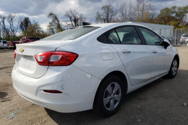 фото Chevrolet Cruze LS