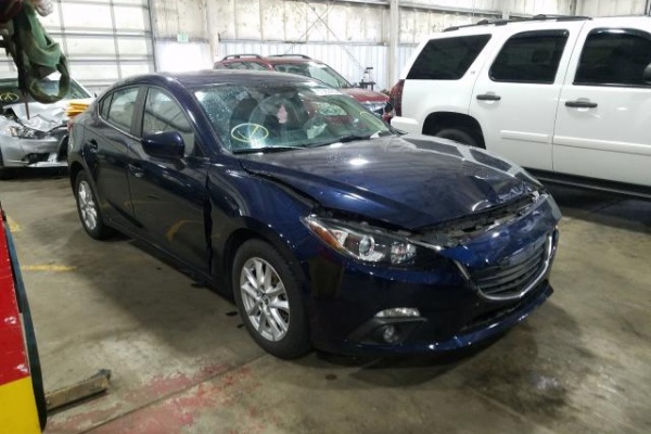 фото Mazda 3 TOURING