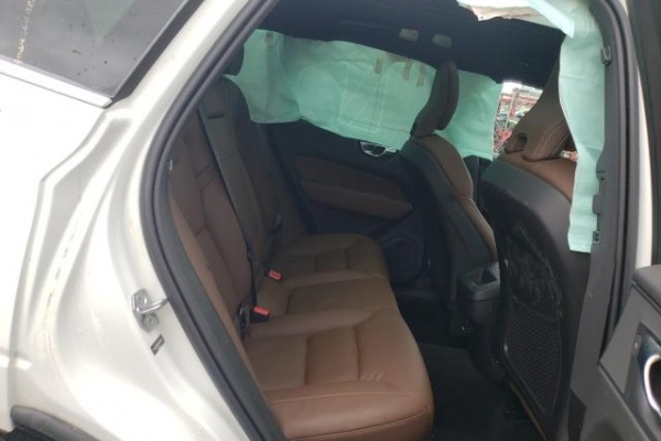 фото Volvo XC60 T6