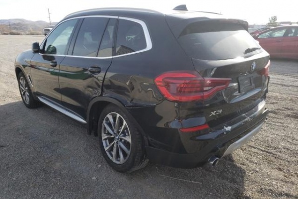 фото BMW X3 XDRIVE30I