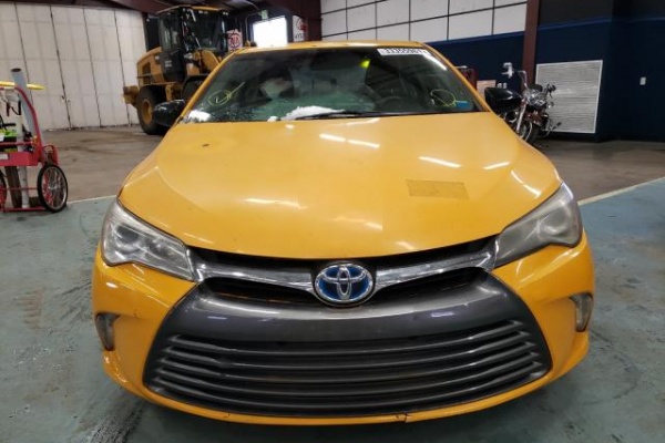 фото Toyota Camry HYBRID