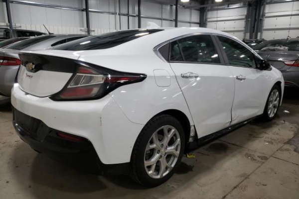 фото Chevrolet Volt PREMIER