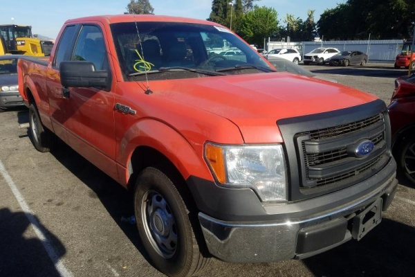 фото Ford F-150 SUPER CAB