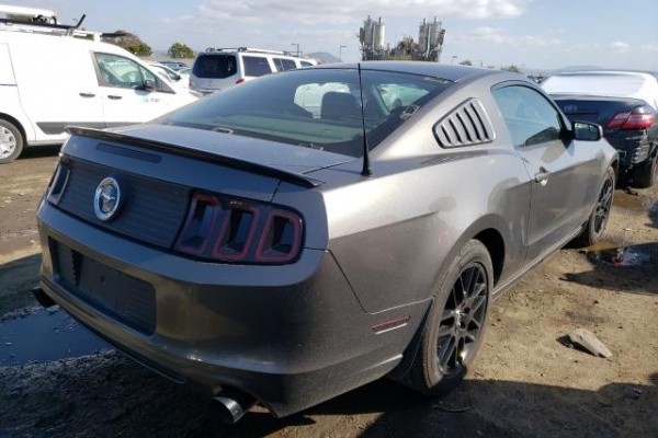 фото Ford Mustang