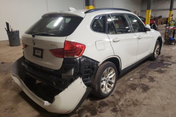 фото BMW X1 SDRIVE28I